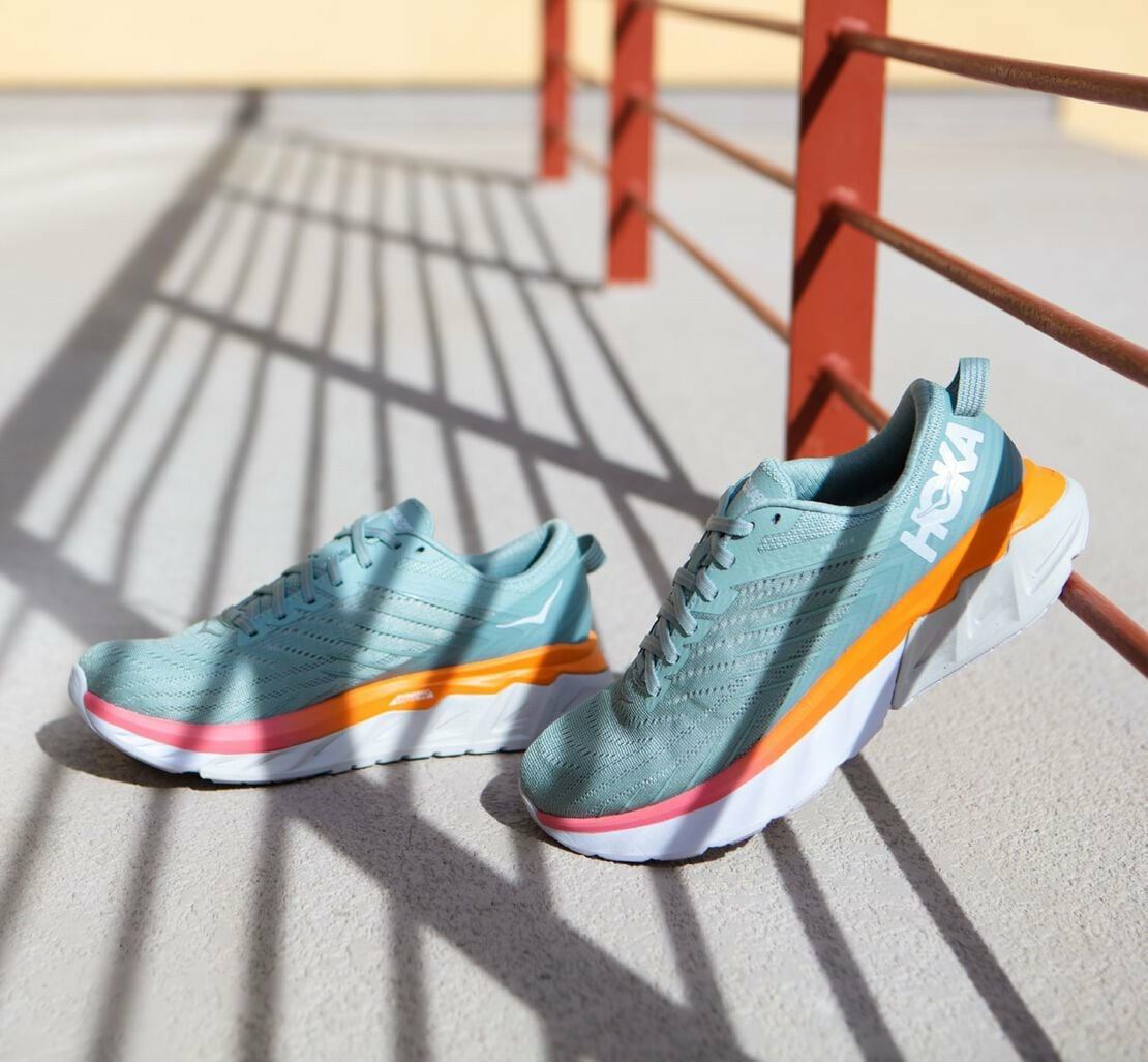 HOKA Blue Haze / Lunar Rock - Women's Arahi 4