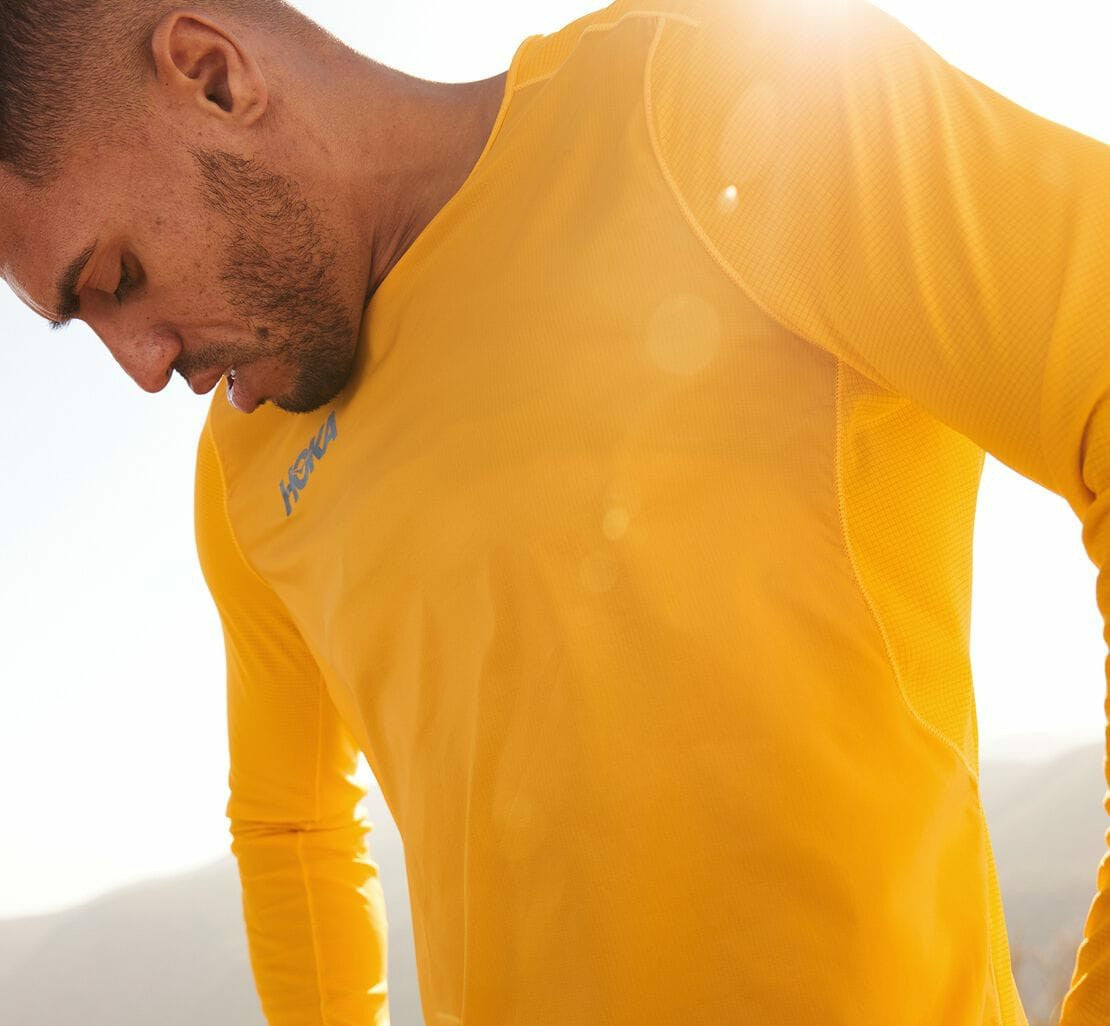 HOKA Saffron - Men's Wind Shirt