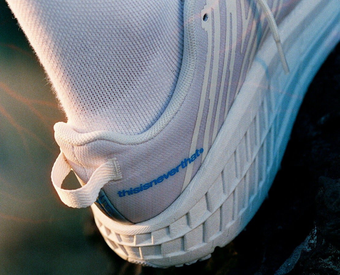 HOKA Marshmallow / Cyan Blue - All Gender Hoka X Tint Speedgoat 4