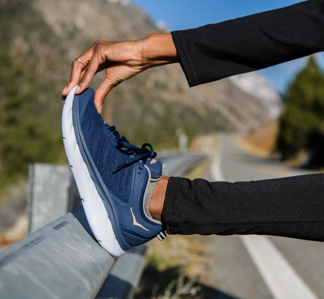 HOKA Mood Indigo / Dusty Pink - Women's Akasa
