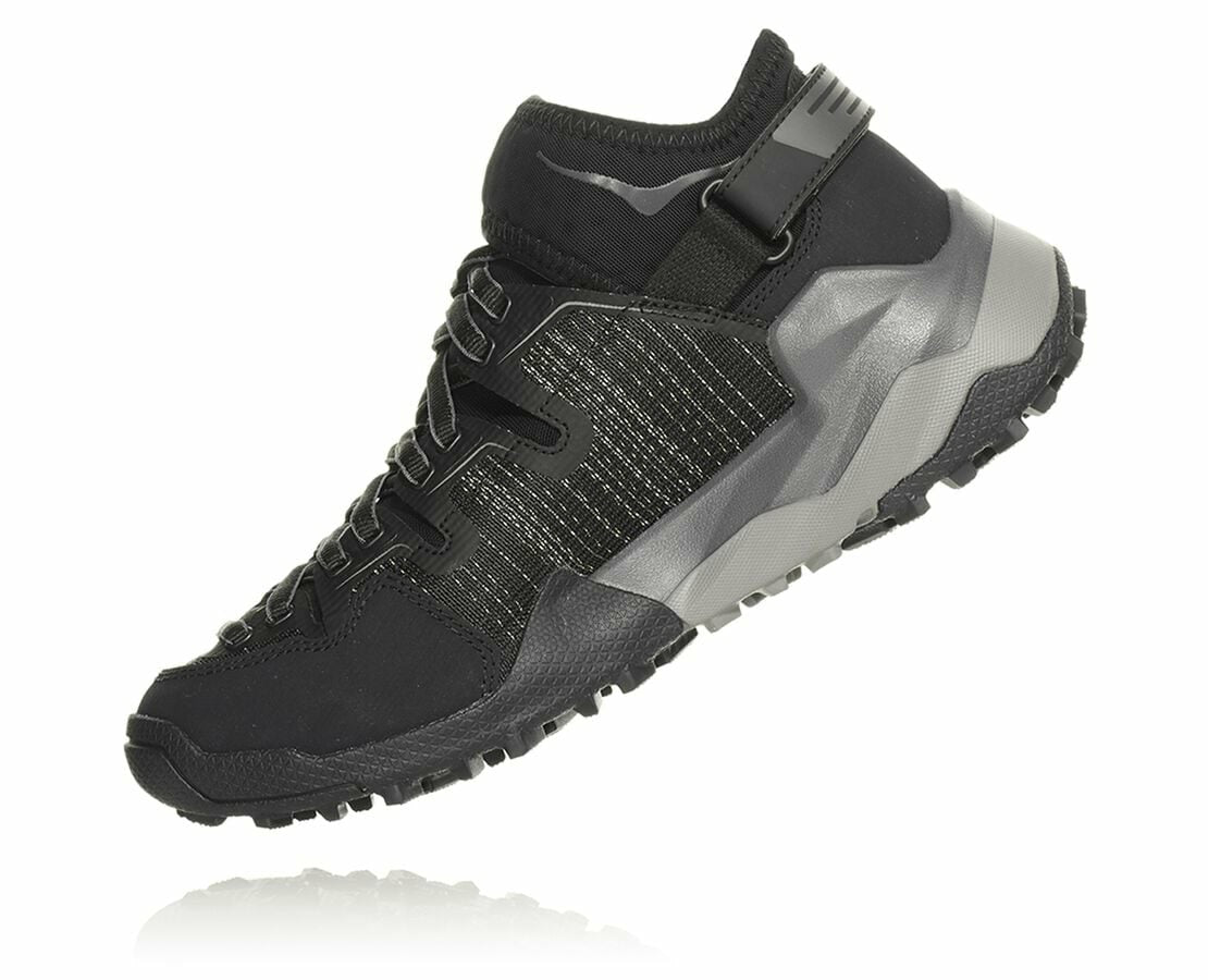 HOKA Black / Reflective - Women's Arkali