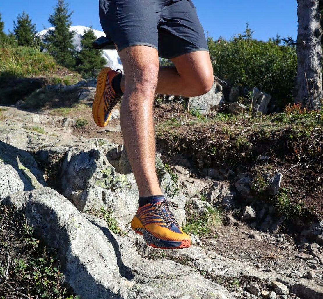 HOKA Gold Fusion / Black Iris - Men's Speedgoat 4