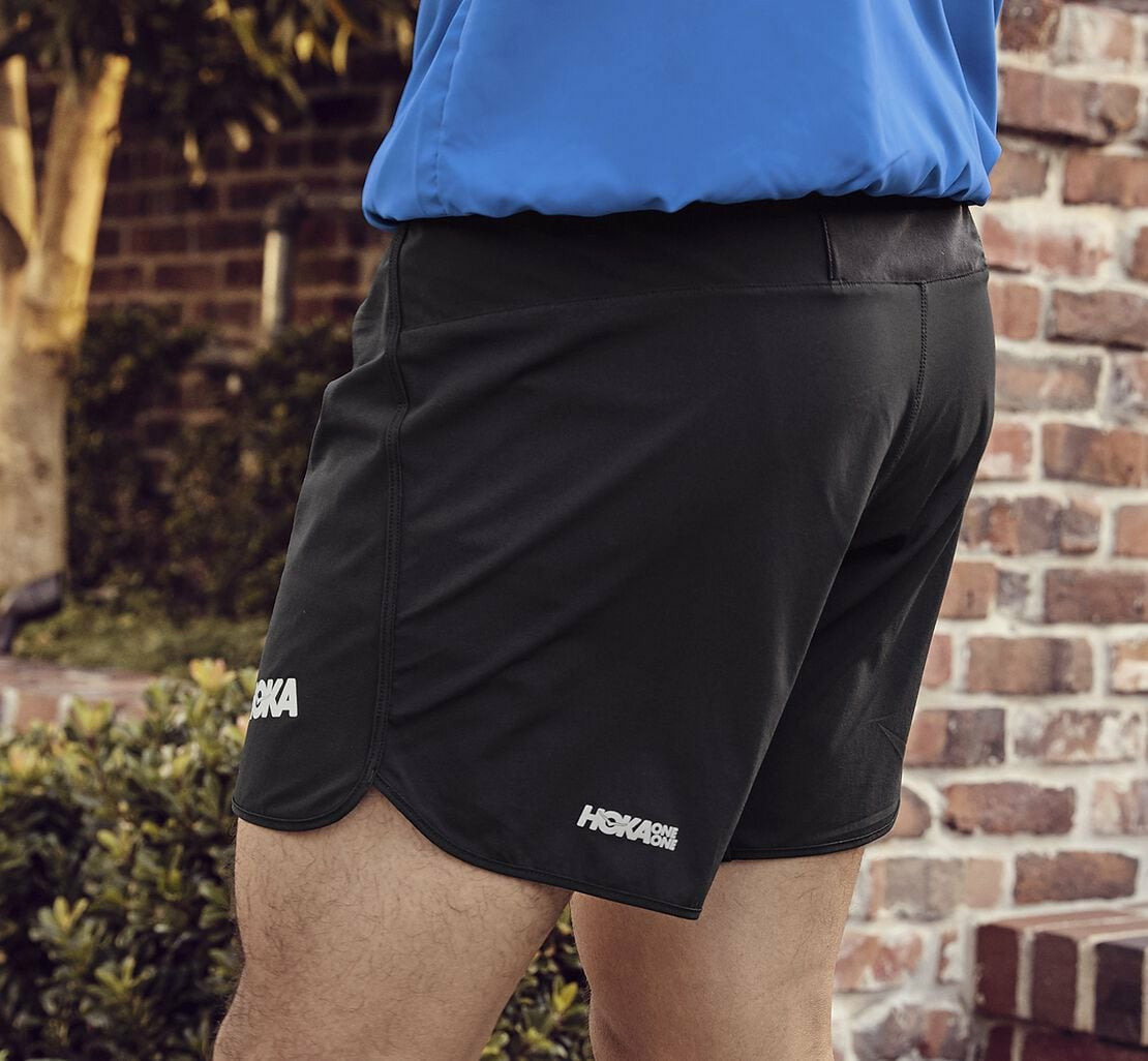 HOKA Black - Men's Performance Woven 7" Short