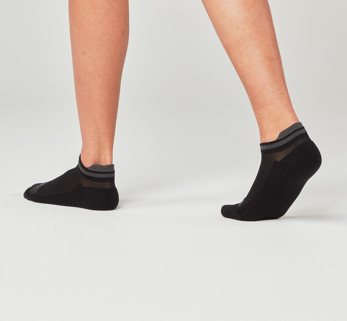 HOKA Black - All Gender Performance No-Show Sock