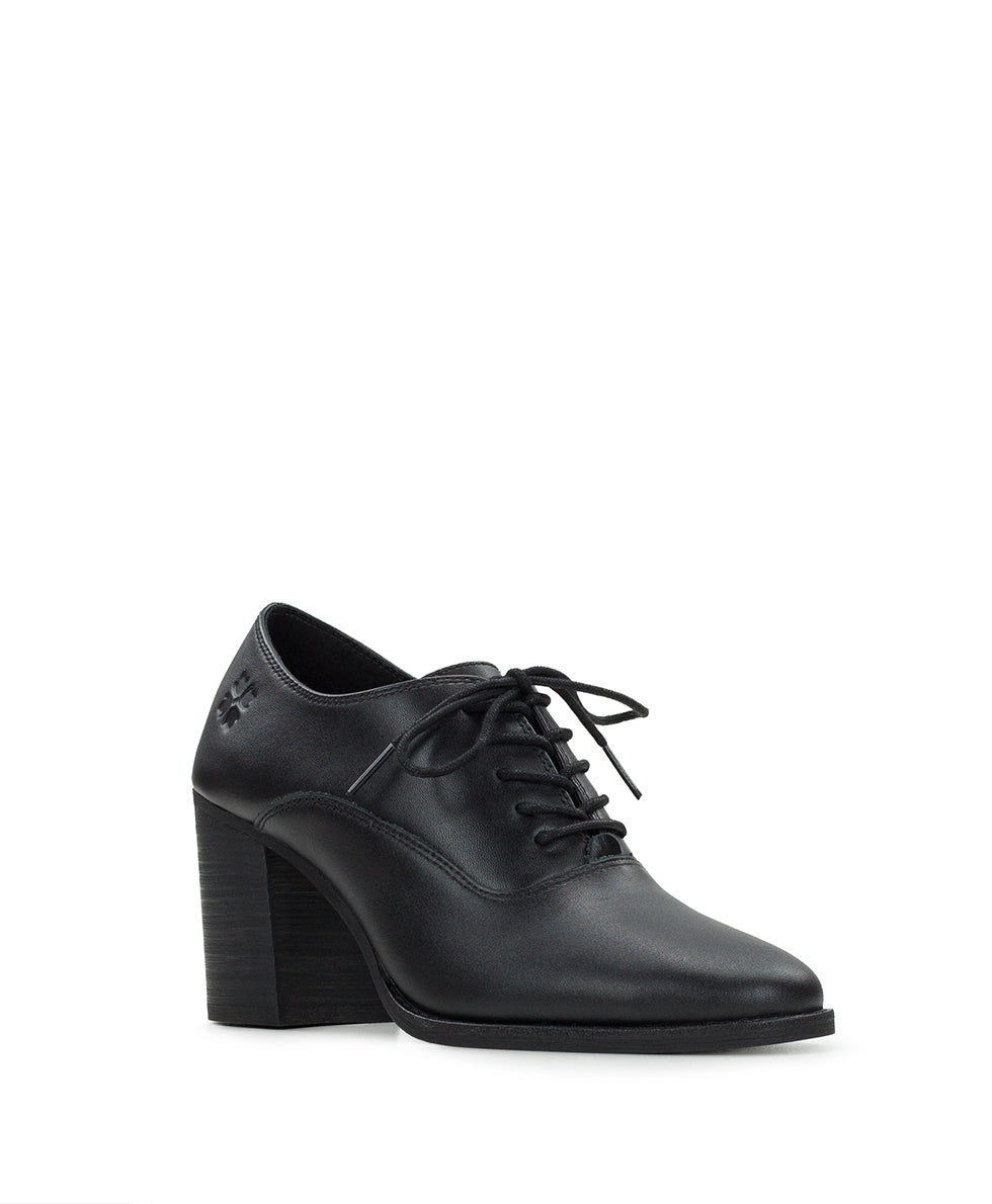 Patricia Nash Anna Oxford Shoes - Black