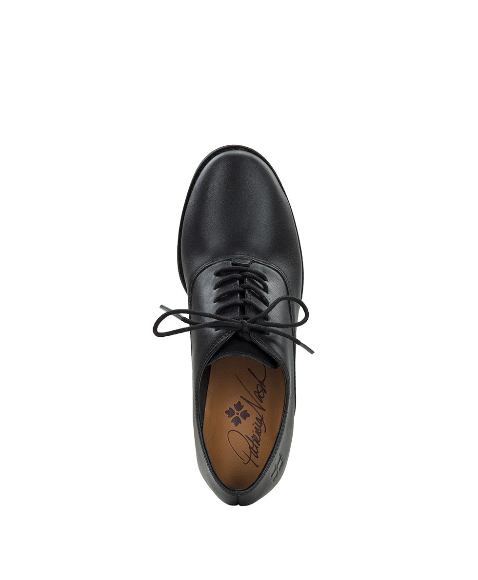 Patricia Nash Anna Oxford Shoes - Black